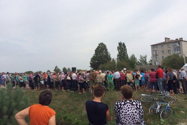 На Волині родичі військових два дні блокують міжнародну трасу. ДОПОВНЕНО   