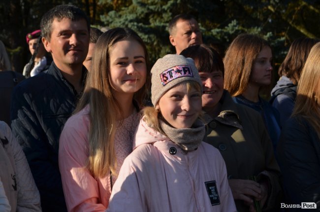 Майбутні правоохоронці: у Луцьку посвятили в ліцеїсти 75 юнаків та дівчат. ФОТО