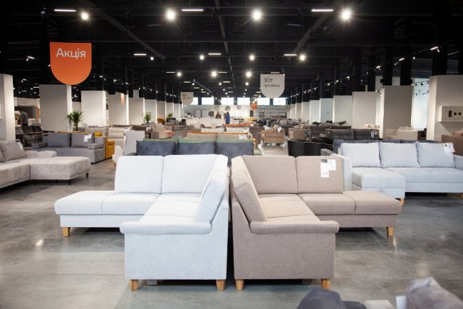 Луцьк!  Найбільший меблевий салон в області відкриють вже цієї неділі! Реклама.