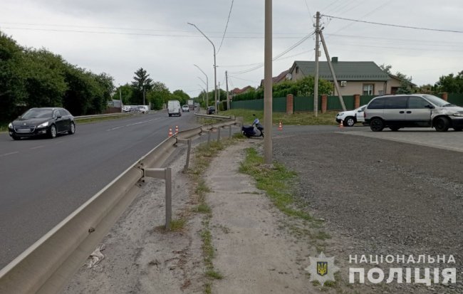 На Волині зіткнулися автівка та мотоцикл: є постраждалі 