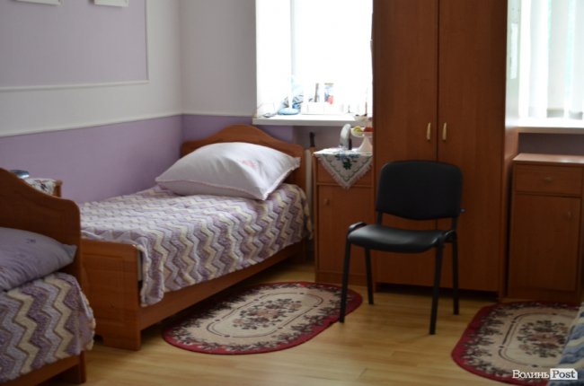 «Не дай Бог такої старості, але вона досить пристойна», -  Савченко про терцентр для пенсіонерів на Волині