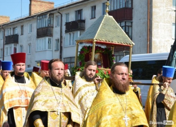 У Луцьку відбувся хресний хід. ФОТО 