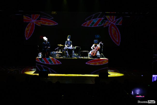 Гурт «ДахаБраха» влаштував видовищне шоу у Луцьку. ФОТОРЕПОРТАЖ 