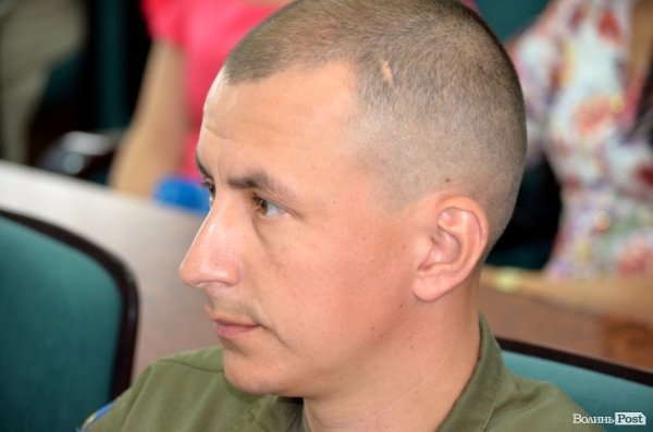 Романюк відзначив трудові колективи, бійців АТО та волонтерів. ФОТО