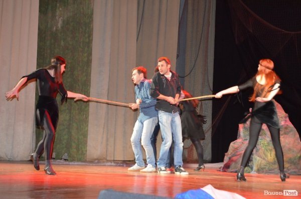 У Луцьку показали виставу «Великий Льох» у сучасні інтерпретації. ФОТО