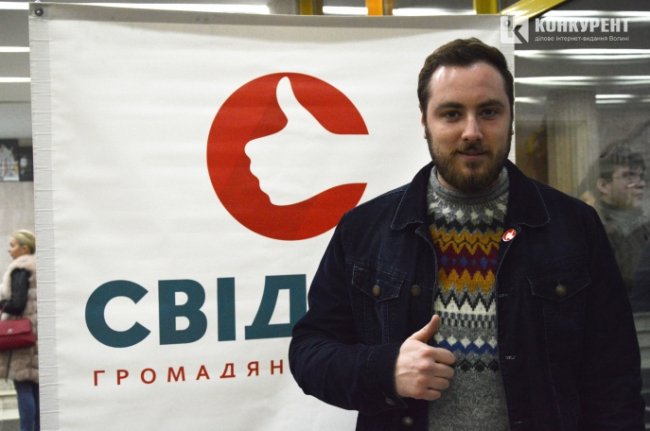 Луцькі пенсіонери зможуть безкоштовно відвідувати театр