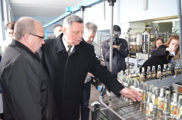 На луцькому спиртзаводі запустили нову лінію виробництва горілки. ФОТО. ВІДЕО