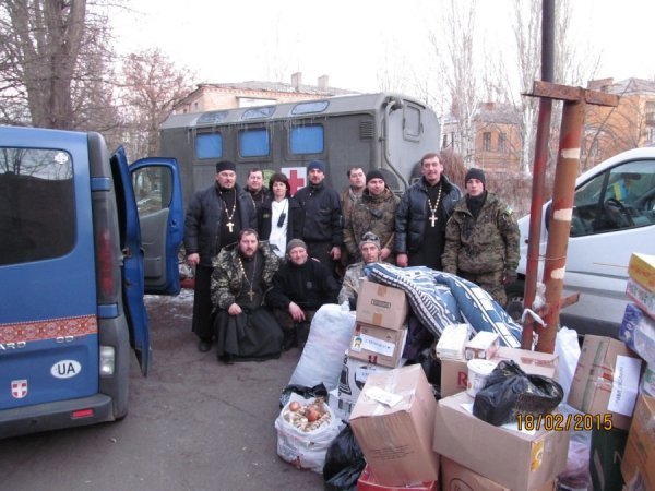Волинські священики доставили допомогу бійцям на Схід. ФОТО