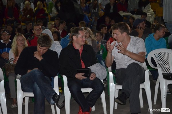 Луцьк дивився французьке кіно і зорепад. ФОТО