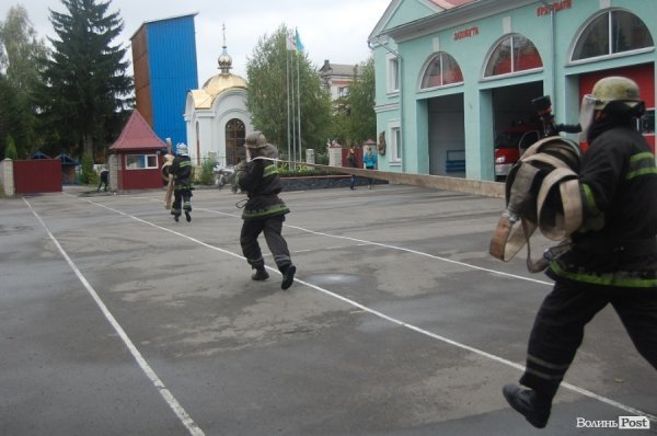 Що роблять пожежники, коли немає пожеж. ФОТО