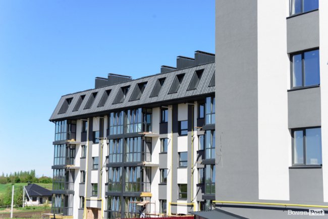 Здача нового будинку і озеленення території: затишне і сучасне житло у ЖК «Західний Олімп» під Луцьком*