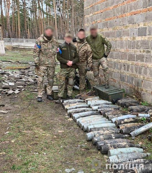 Волинські вибухотехніки розміновують звільнену від російських окупантів Чернігівщину