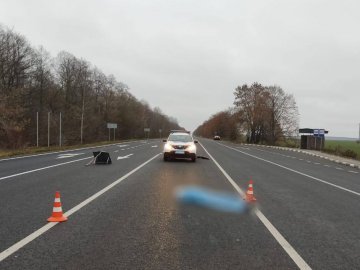 На Волині Ford на смерть збив пішохода. ФОТО