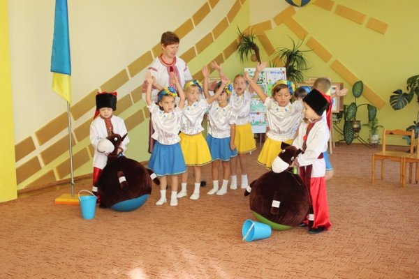 Вихованців луцького садочка №7 посвятили в козачата. ФОТО