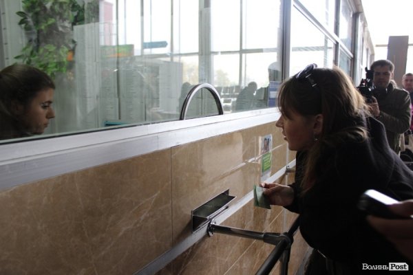 У Луцьку «на ділі» показали, як живеться незрячим. ФОТО