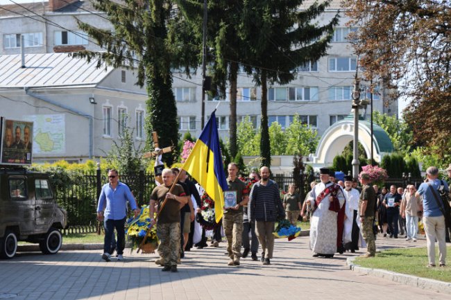 У Луцьку попрощалися з Героєм Сергієм Черленюком