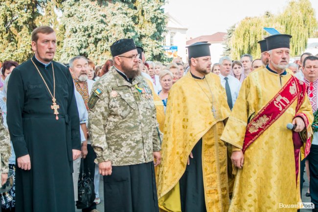 У Луцьку вшанували пам'ять загиблих воїнів АТО. ФОТО