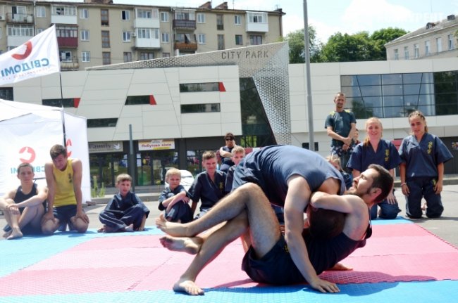 У луцькому Сіті Парку відзначили велике дитяче свято спорту. ФОТО