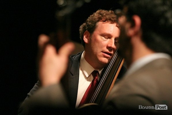 Грають американський джаз