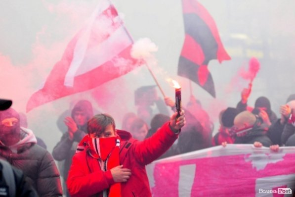 Марш на честь закриття футбольного сезону