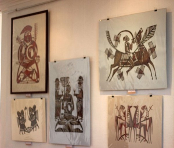 У музеї  Лесі Українки відкрито виставку витинанок та писанок. ФОТО