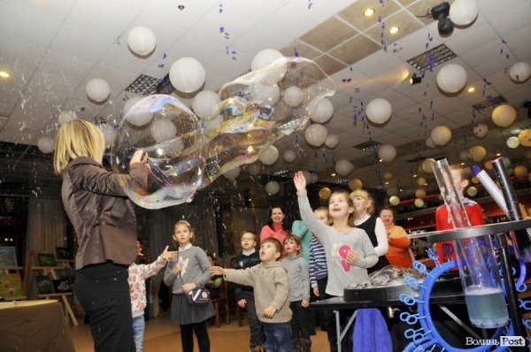 Майстерки, фотозони, аукціон: у Луцьку влаштували свято для особливих дітей
