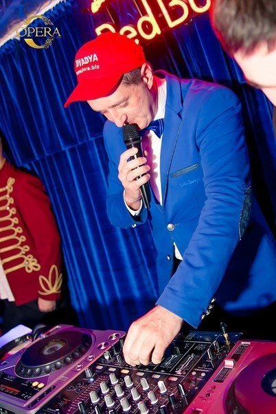 У Луцьку «запалював» відомий комік. ФОТО