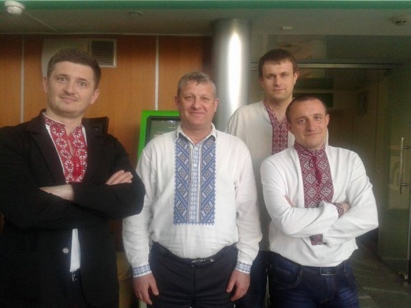 День вишиванки в ПриватБанку на Волині. ФОТО*