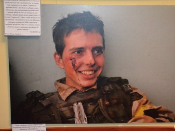 Спогади крізь об’єктив: у Луцьку презентували світлини з «Іловайського котла»