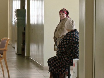 «Без плачу не обійшлося»: історії пацієнток Волинського онкоцентру, які лікують рак грудей