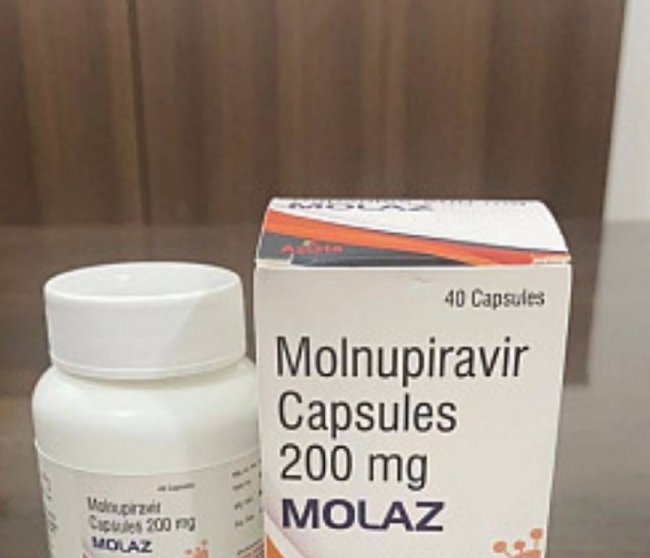 «Молнупіравір»: перші у світі пігулки від ковіду от-от привезуть на Волинь, але їх вже продають неофіційно