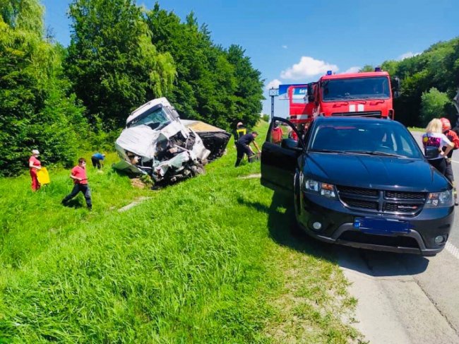 На Львівщині зіткнулися 4 авто: одна людина загинула. ФОТО