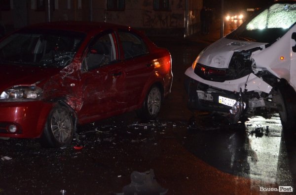 «Божевілля» у Луцьку: у центрі міста – ще одна аварія. ФОТО