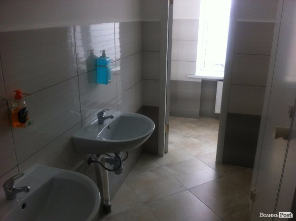 Мільйон на ремонт неврологічного відділення Луцької центральної районної лікарні.ФОТО