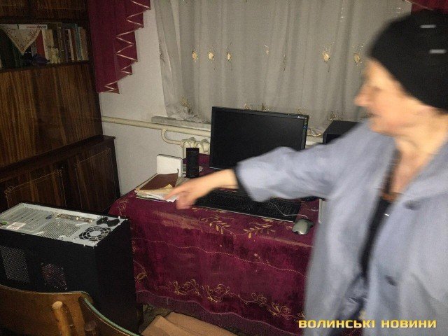 Диміло і стріляло, як феєрверки: через аварію у Луцьку в понад сотні будинків одночасно згоріла техніка