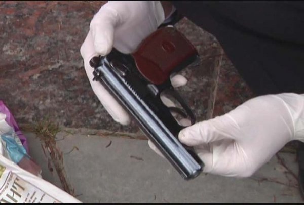 На луцькому меморіалі знайшли пістолети, вилучені в ДАІ. ФОТО