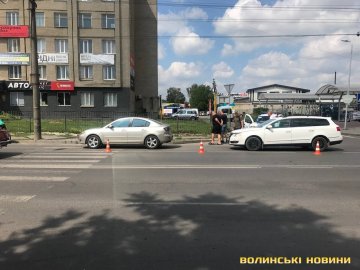 У Луцьку – ДТП: зіштовхнулися дві автівки. ФОТО 