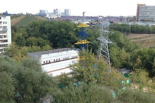 У Москві вишку пофарбували в синьо-жовтий, − російські ЗМІ. ФОТО