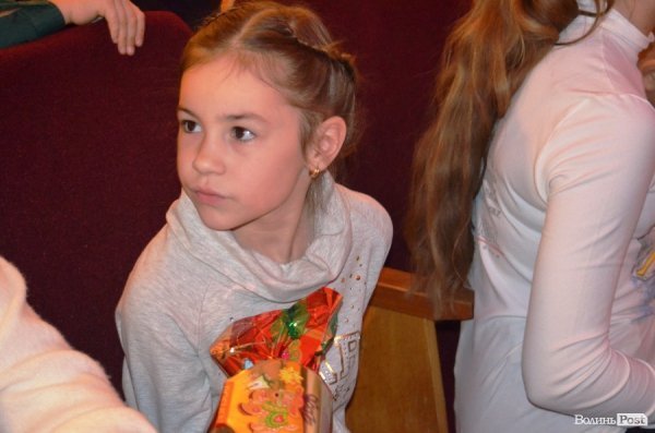 Андрій Покровський влаштував новорічне свято для 200 дітей