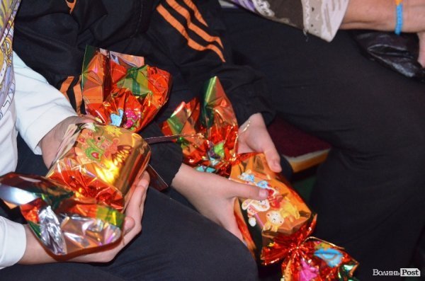 Андрій Покровський влаштував новорічне свято для 200 дітей