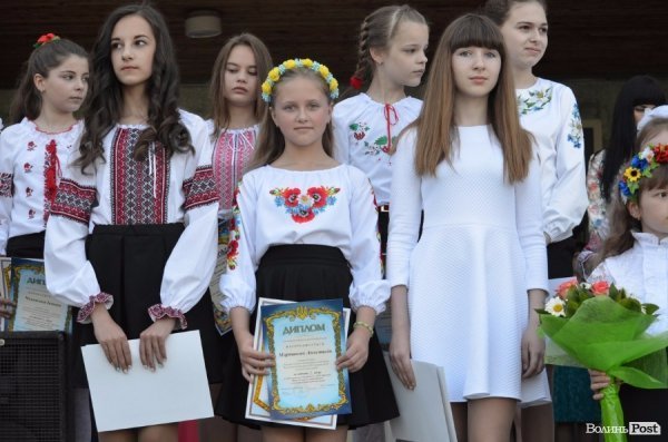 Останній дзвоник для випускників НВК №24 вже пролунав. ФОТО