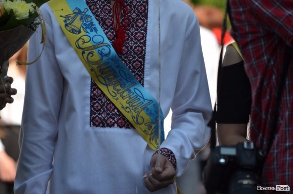 Останній дзвоник для випускників НВК №24 вже пролунав. ФОТО