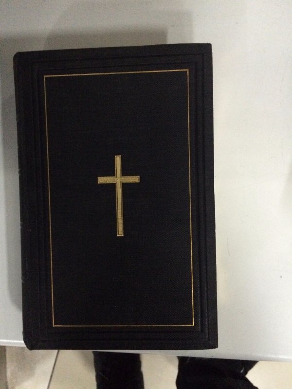 На «Ягодині» попередили контрабанду рідкісних книг. ФОТО