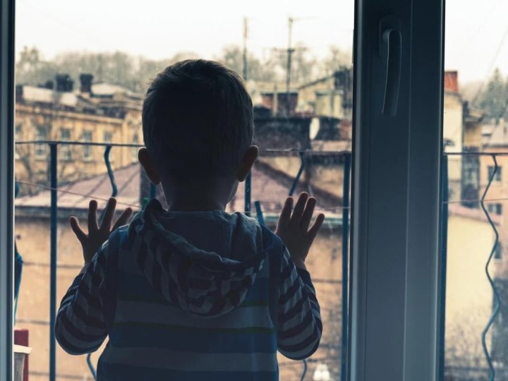 Росія відправляє на фронт викрадених українських дітей, - The Times