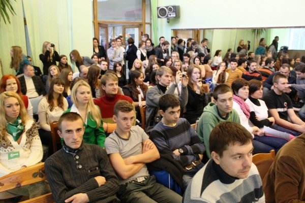 У Луцьку стартував  Міжнародний молодіжний форум. ФОТО