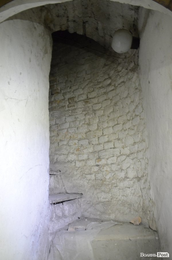 Годинник, шпиль, карниз: за фасадами луцької історії. ФОТО