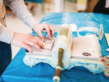 Художня студія «Смугастий носоріг» набирає групи на навчання*