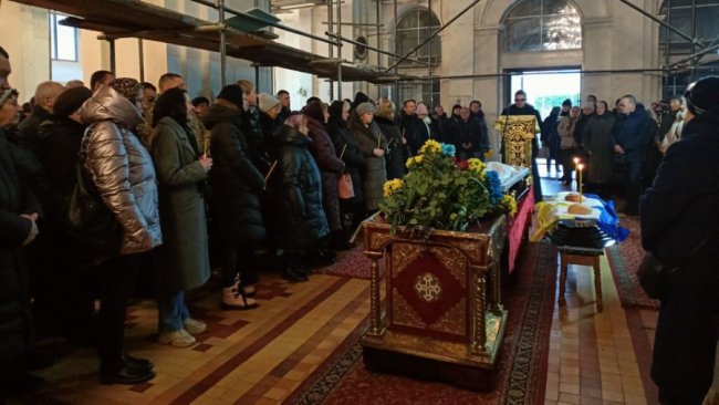 Луцьк попрощався із загиблим захисником