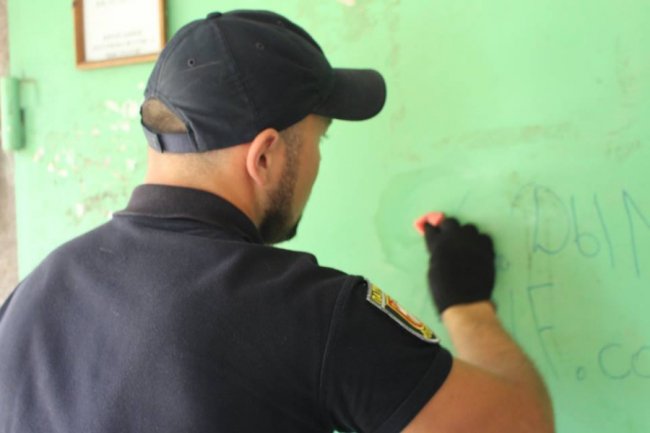 «Стоп наркотик!»: як у Луцьку боролися з небезпечною рекламою. ФОТО