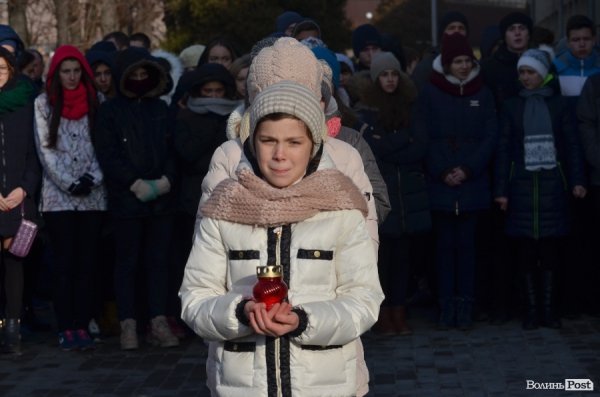 В луцькій школі, де навчався Рустам Хамраєв, відкрили пам’ятну дошку